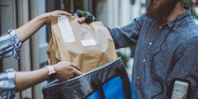 Vận chuyển tức thời on-demand delivery cho bán hàng online với shipper giao hàng trong vài giờ
